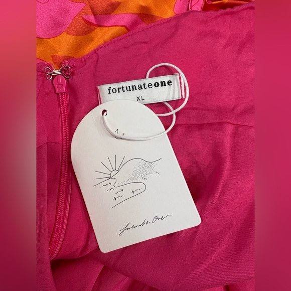 Fortunate One Find Your Meaning Maxi Dress NWT, size XL, pink and orange pattern - Picture 5 of 12
